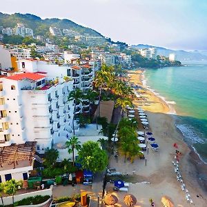 Emperador Vallarta Beachfront Hotel And Suites